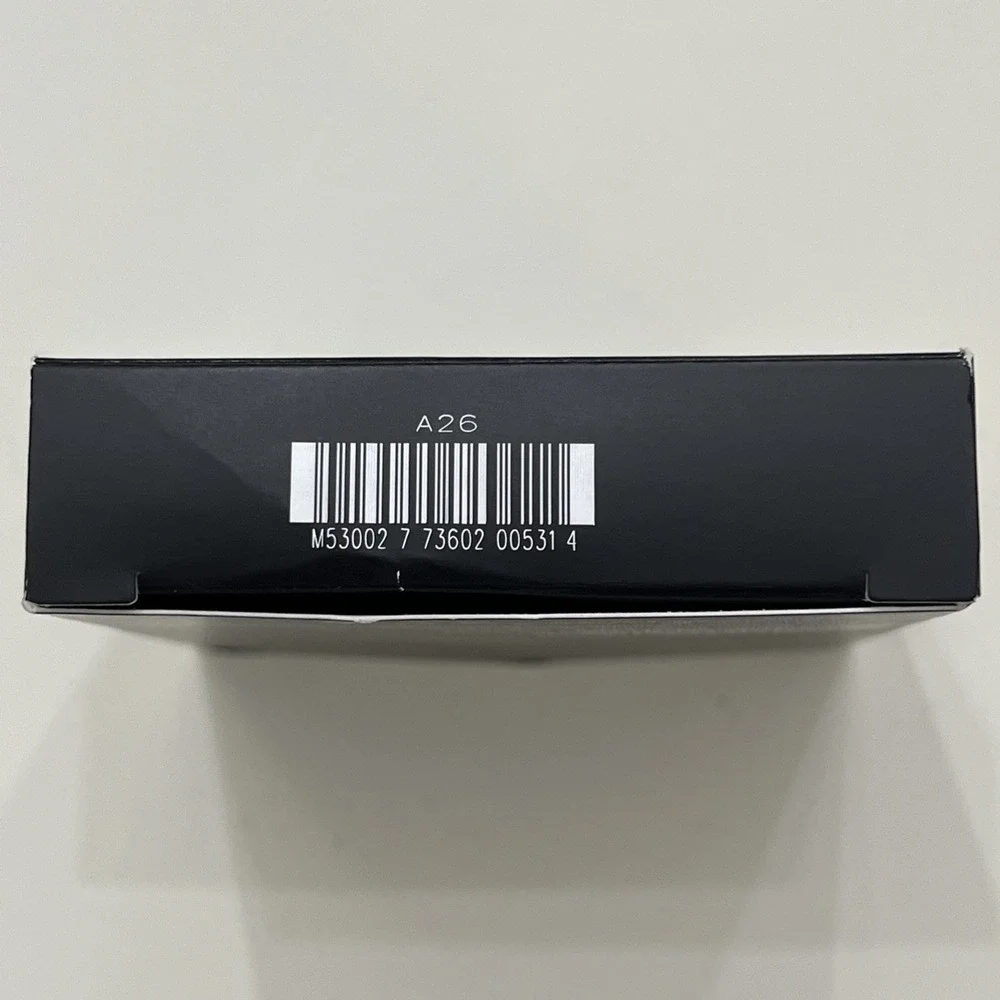 MAC - BLOT POWDER/PRESSED - LIGHT (NIB)